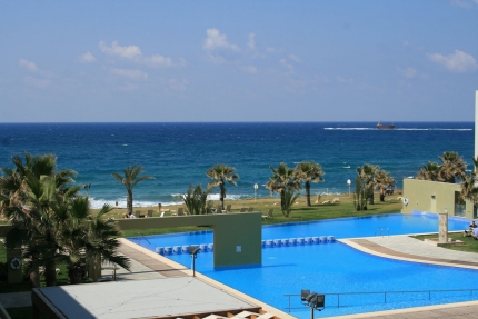 Отель и апартаменты Capital Coast Resort & Spa в Като Пафосе